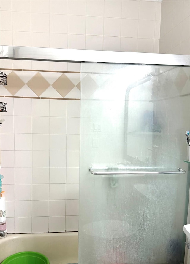 12606 Newbrook Dr, Houston, TX 77072 - bathroom with an enclosed shower