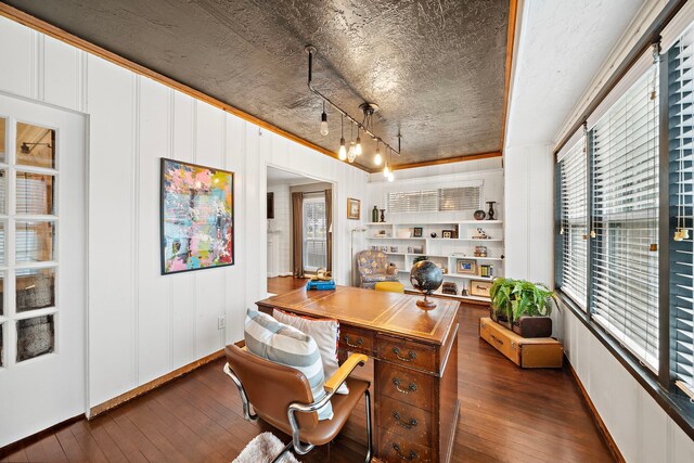 office area with dark wood finished floors