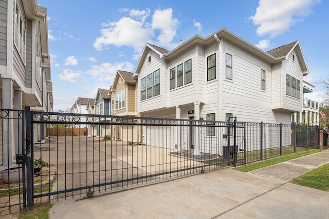 exterior space featuring a fenced front yard
