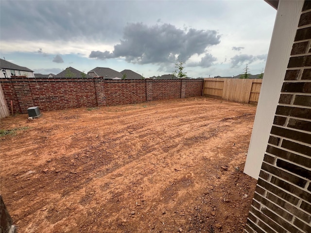 view of yard featuring a fenced backyard