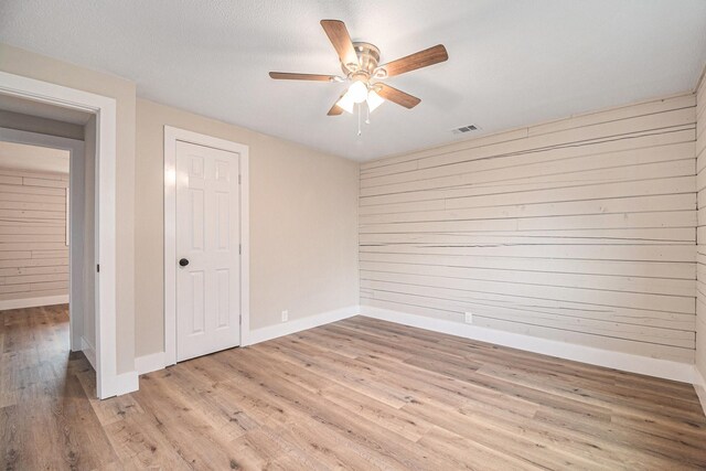 52 Hunters Creek Dr, Huntsville, TX 77340 - photo 22
