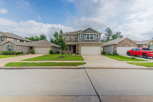 craftsman-style house featuring a front lawn and driveway