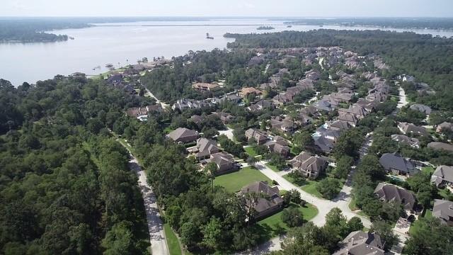 1214 Regal Shores Ct, Kingwood, TX 77345