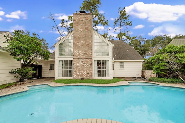 11827 Normont Dr, Houston, TX 77070 - swimming pool with fence