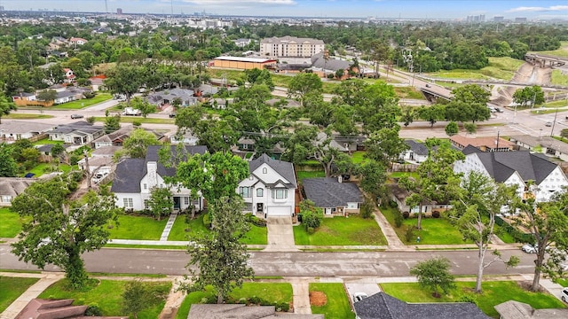 919 Worthshire St, Houston, TX 77008 - view of urban area featuring nearby suburban area