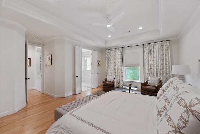 919 Worthshire St, Houston, TX 77008 - bedroom with a raised ceiling, wood finished floors, ornamental molding, baseboards, and recessed lighting