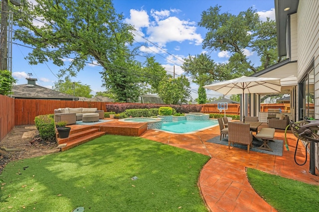 919 Worthshire St, Houston, TX 77008 - view of swimming pool featuring an outdoor hangout area, a patio, outdoor dining area, and a pool with connected hot tub