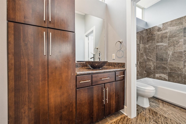 1033 Herkimer St, Houston, TX 77008 - bathroom featuring vanity, toilet, and shower / tub combination
