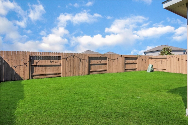 9530 Tipton Sands Dr, Humble, TX 77396 - view of yard featuring a fenced backyard