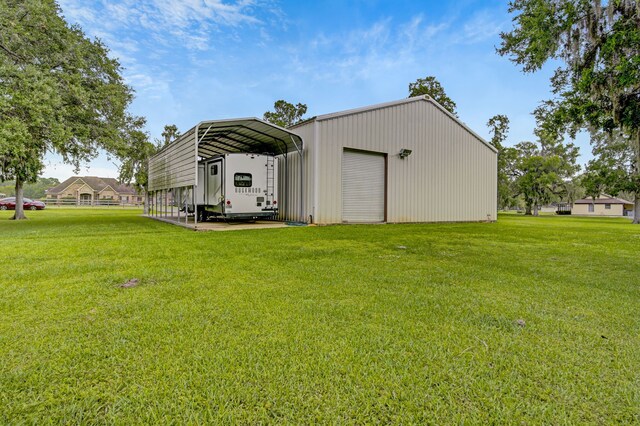 view of outdoor structure featuring a detached carport and an outdoor structure