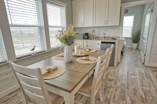 517 Private Road 675, Sargent, TX 77414 - dining room with light wood finished floors