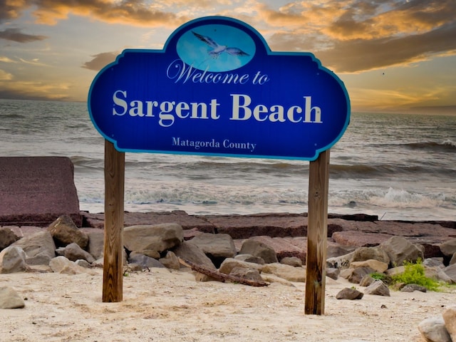 517 Private Road 675, Sargent, TX 77414 - exterior details featuring a view of the beach
