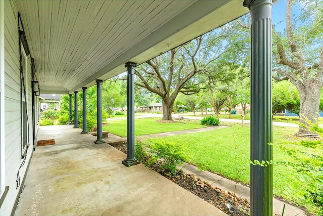 view of patio / terrace with a porch