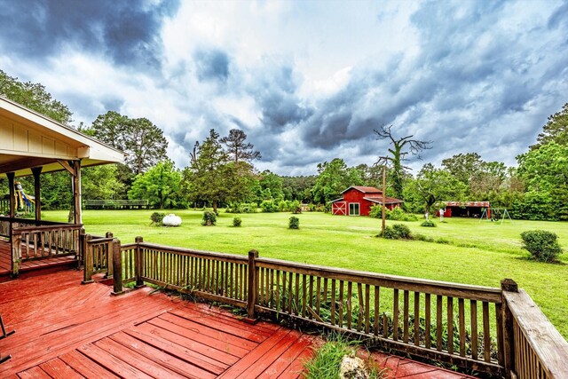 deck with a lawn