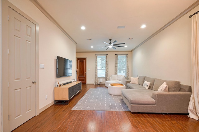1224 Nelson Falls Ln, Houston, TX 77008 - living room with ornamental molding, a ceiling fan, hardwood / wood-style floors, baseboards, and recessed lighting
