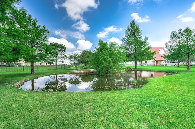 4703 Shadow Grass Dr, Katy, TX 77493 - water view featuring fence