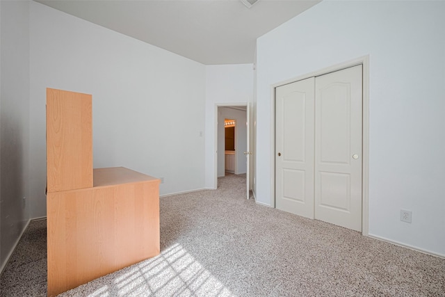 526 Majestic Ridge Dr, Houston, TX 77049 - interior space featuring baseboards, carpet, and a closet