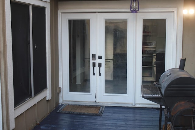 6106 W Airport Blvd Unit 18, Houston, TX 77035 - entrance to property with french doors and a deck