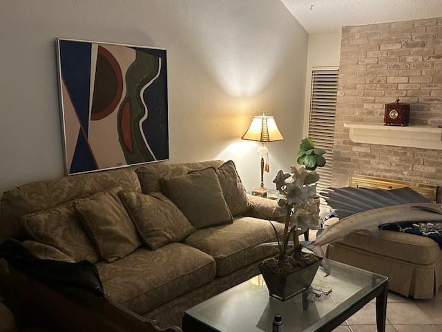 6106 W Airport Blvd Unit 18, Houston, TX 77035 - view of tiled living room