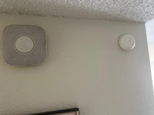 6106 W Airport Blvd Unit 18, Houston, TX 77035 - detailed view of a textured ceiling