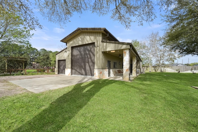 2711 N Saddlebrook Ln, Katy, TX 77494 - view of outbuilding with fence