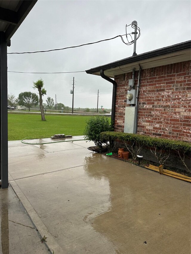 4060 Dubuque Pkwy, Rosharon, TX 77583 - view of patio / terrace