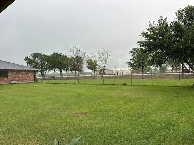4060 Dubuque Pkwy, Rosharon, TX 77583 - view of yard with fence