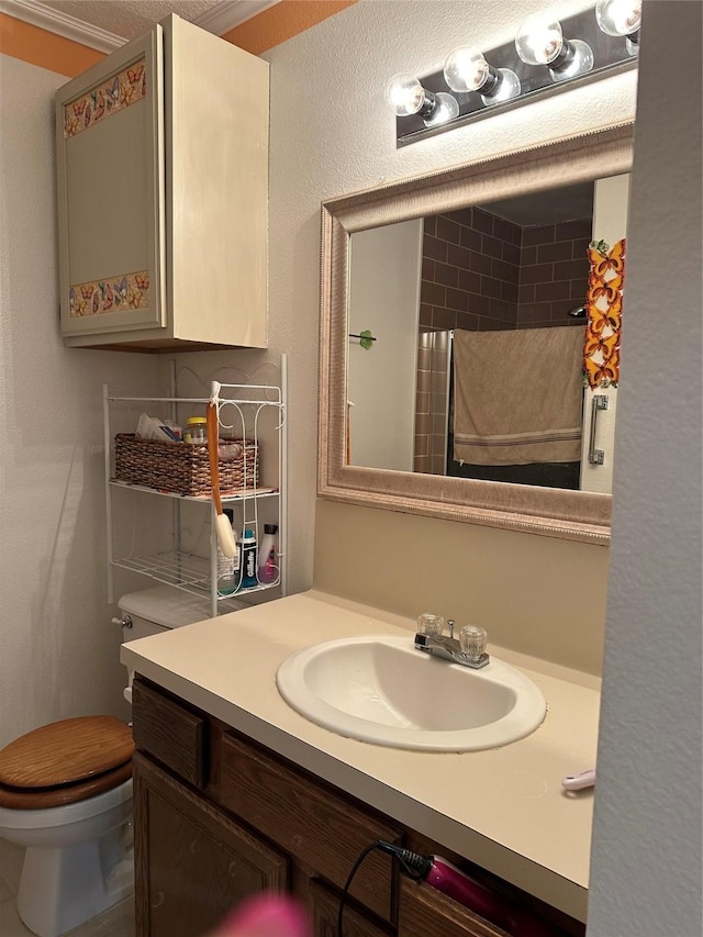 4060 Dubuque Pkwy, Rosharon, TX 77583 - bathroom with toilet and vanity