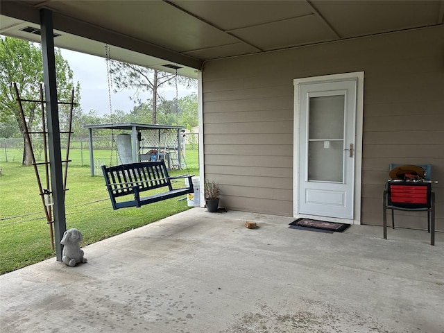 4060 Dubuque Pkwy, Rosharon, TX 77583 - view of patio with fence