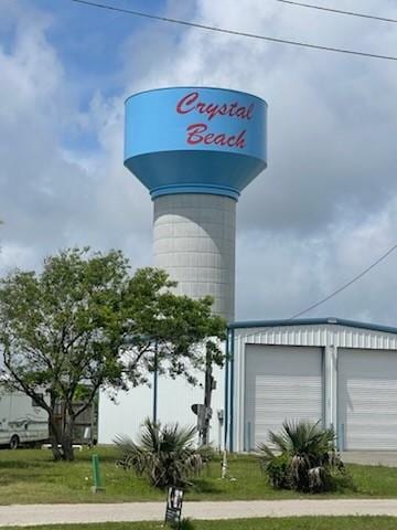 971 E Verdie Dr, Crystal Beach, TX 77650