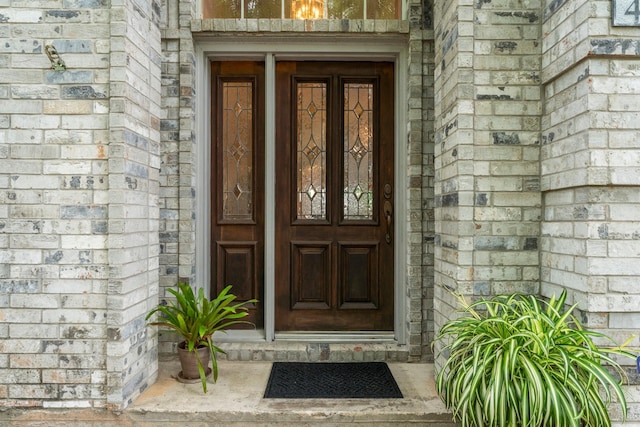 view of exterior entry