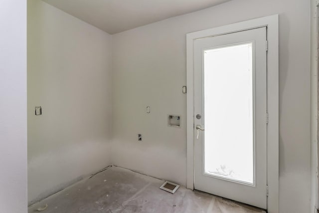 entryway featuring visible vents