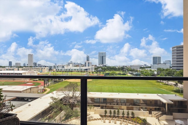 2929 Buffalo Speedway Unit A601, Houston, TX 77098 - balcony with a skyline view