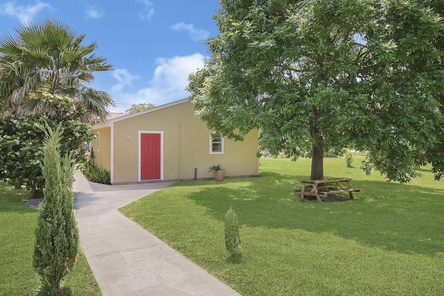 1004 8th St, San Leon, TX 77539 - view of yard