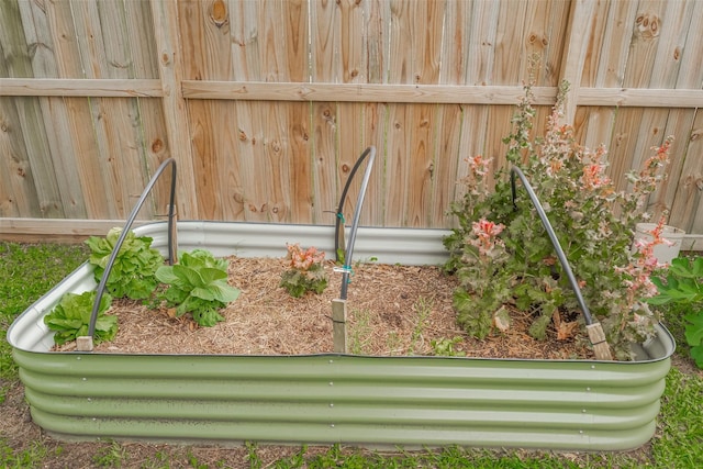 exterior details featuring a sink