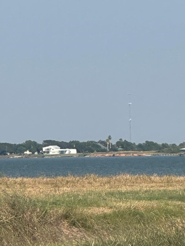 84 Driftwood Shrs, Port Lavaca, TX 77979