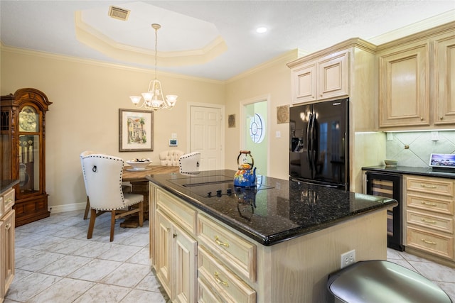 8010 Fonthill Dr, Spring, TX 77379 - kitchen with decorative backsplash, visible vents, black appliances, beverage cooler, and an inviting chandelier