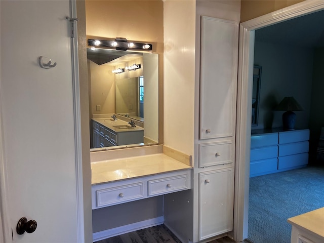 11726 Pecan Creek Dr, Houston, TX 77043 - bathroom with vanity