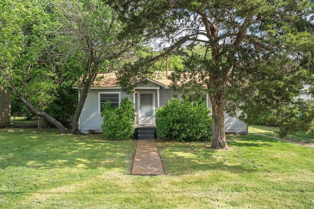 331 Hickerson St, Cedar Hill, TX 75104 - obstructed view of property with a front yard