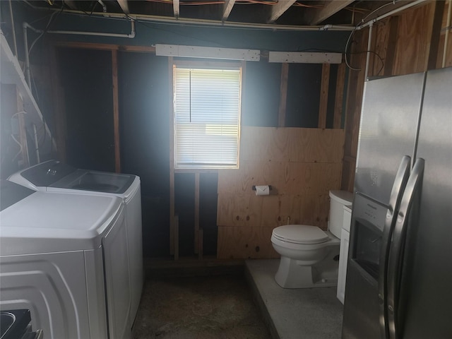 4222 Mason Dr, Galveston, TX 77554 - bathroom featuring independent washer and dryer and toilet