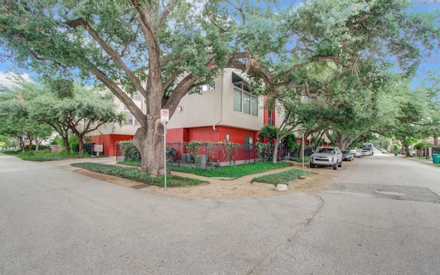 402 Parker St, Houston, TX 77007 - view of front of home