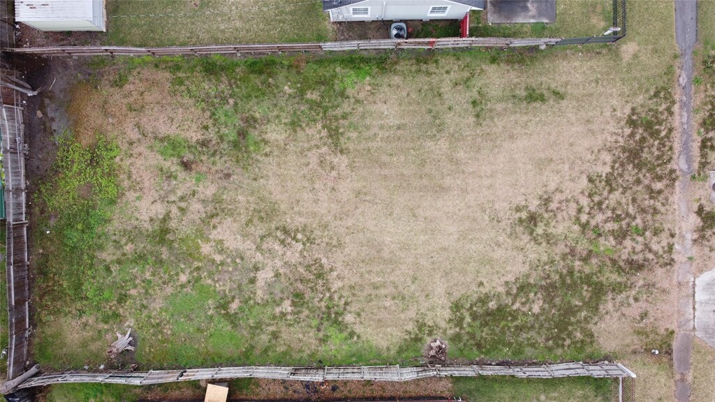 2503 N Ave, Pasadena, TX 77506