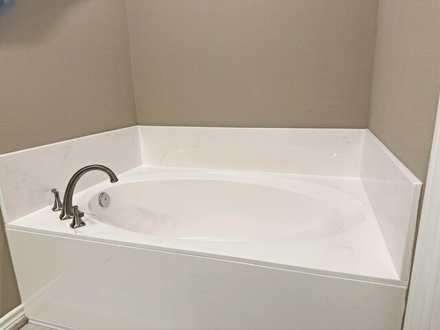 2112 Fm 3186 Unit 9, Onalaska, TX 77360 - full bath featuring a bath