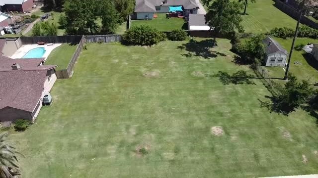 1002 Oak Leaf St, La Porte, TX 77571