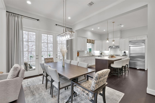 258 Green Blvd, Shenandoah, TX 77384 - dining room with visible vents, recessed lighting, dark wood-type flooring, and crown molding