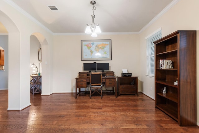 home office featuring visible vents, arched walkways, baseboards, dark wood-style floors, and ornamental molding