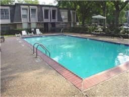 12633 Memorial Dr Unit 122, Houston, TX 77024 - view of community pool