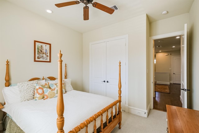 5336 Inker St, Houston, TX 77007 - bedroom featuring ceiling fan, visible vents, a closet, light carpet, and recessed lighting