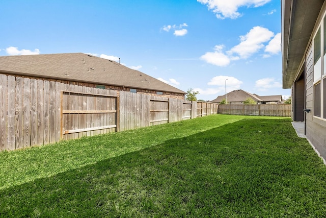 31214 Gullwing Manor Dr, Tomball, TX 77375 - view of yard with a fenced backyard