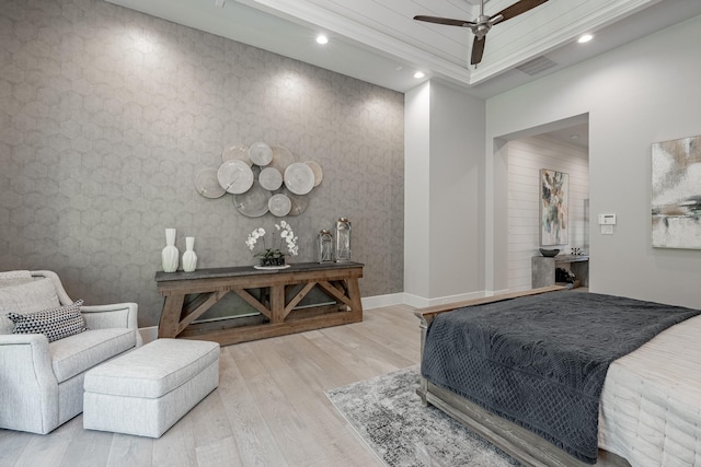 bedroom with visible vents, recessed lighting, a ceiling fan, and wood finished floors